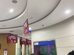 -雅悦齿科(顾村公园店)