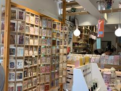 -猫的天空之城概念书店(束河店)