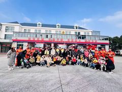 -四叶草托育园(张江园店)