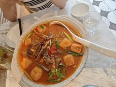 红酸汤牛肉锅-志明眷村·台式融合菜·宵夜