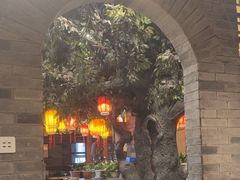 -万里闯关东铁锅炖菜馆(高新旗舰店)