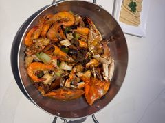 -七欣天香辣蟹火锅(闵行浦江欢乐颂店)