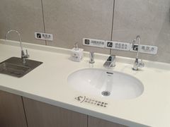 -胖东来生活广场(健康路店)