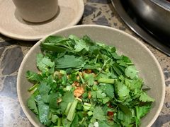 -肖肖酸萝卜鱼火锅(总店)