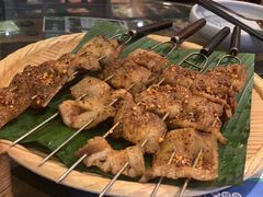 -云海肴·汽锅鸡·云南菜(天山百盛优客店)