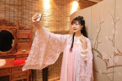 -汉仪华裳汉服馆(打浦桥店)