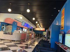 -完美世界影城(昆明翡翠湾店)
