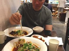 -成都你六姐·牛肉冒菜(城市集市合生汇店)