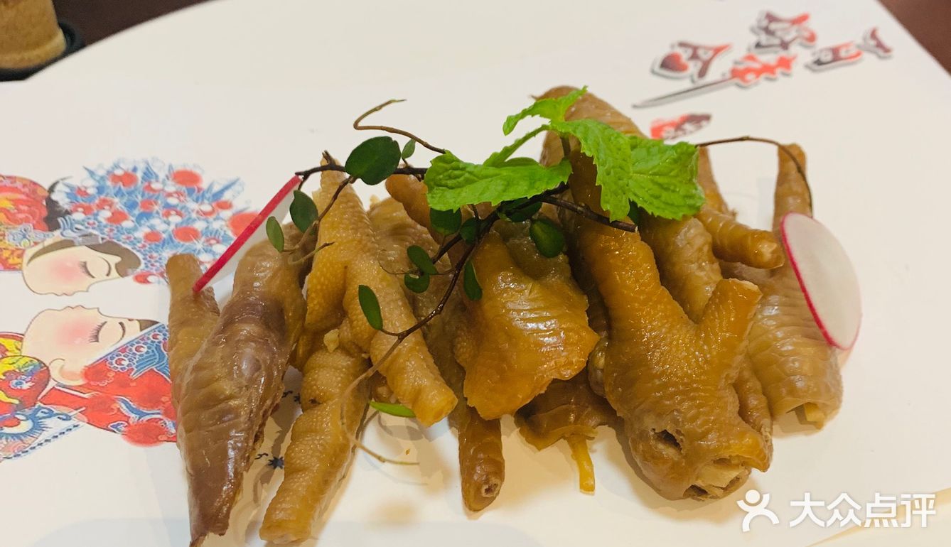 老别墅环境不错~有包厢也有大堂可以坐，花园也能坐