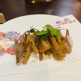 老别墅环境不错~有包厢也有大堂可以坐，花园也能坐