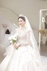 -艾米丽婚纱礼服