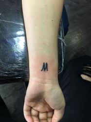 点击看大图 -刺客纹画纹身·洗纹身·穿孔饰品