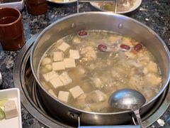 -一席地·本地鸡窝·杭帮鸡火锅(萧山银隆百货店)