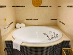 -青岛海尔洲际酒店