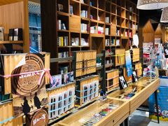 -百新书局(尚悦湾店)