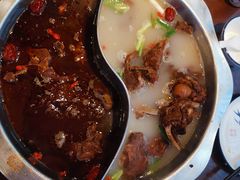 -亿诣蝎府炸酱面羊蝎子火锅(酷车小镇店)