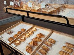 -潮一不贰·法式甜品·生日蛋糕·西式简餐(外滩店)