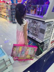 -玩具反斗城(正大广场店)