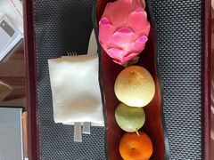 -三亚湾海居铂尔曼度假酒店