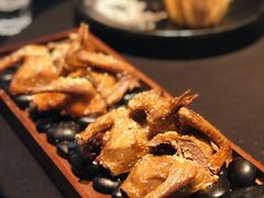 盐焗香茅乳鸽-小运河·公馆(国贸店)