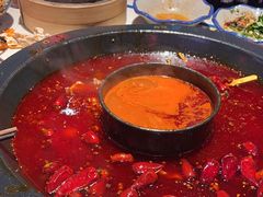 -爱你您·自家鱼塘·活水喷泉鱼火锅(八里店)