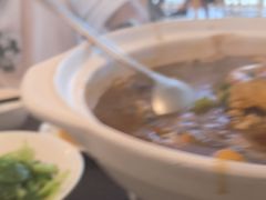 -鱼鲜饭香·招牌汽锅剁椒鱼头王