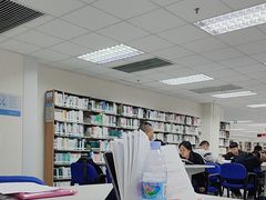 -南山图书馆(常兴路店)