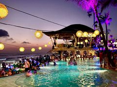 -FINNS Beach Club