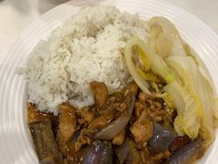 红烧茄子鸡腿肉饭-芬芳甜品(体育东横街店)