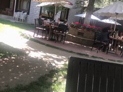 -吉曲花园餐厅