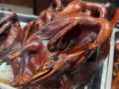 板鸭-九尺赵老四鲜鹅肠火锅