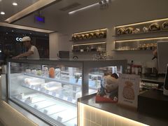 面包甜点陈列柜-石头先生的烤炉(济南领秀城贵和店)