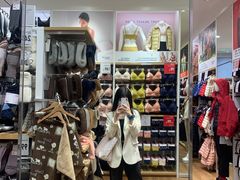 -优衣库(深圳万象天地旗舰店)