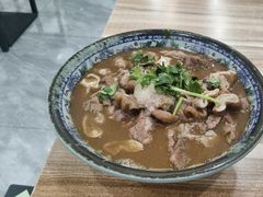 -杨记老门框百年卤煮(回龙观文华西路店)
