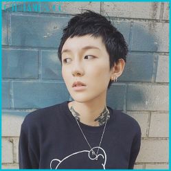 -God Hands发型设计复古会所