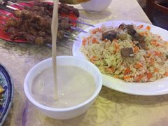 -维吾尔餐厅(宜山路店)