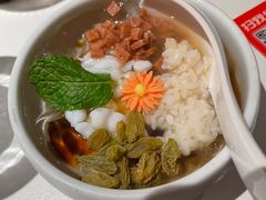 四川冰粉-麻六记(新天地店)