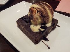 -必胜客(WOW中心城店)