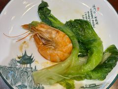 -东来菜馆•手抓海鲜家常菜•海鲜锅贴