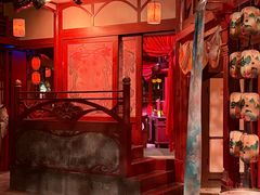 -暴风岛沉浸式体验馆(百联世纪店)