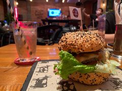 经典胖牛汉堡套餐-FAT COW(虹梅路店)