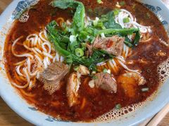 红烧牛肉面-丁丁猫重庆小面(徐州路店)