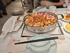 -黄记煌三汁焖锅(新佳丽江汉路店)