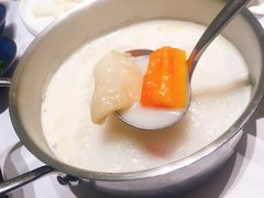 -红鼎豆捞·非遗鲍皇汤火锅(宝丰路店)