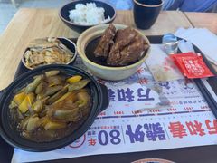 -万和春排骨砂锅米饭(新业广场店)