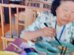 -荷塘秋月·本帮江浙菜(国权路店)