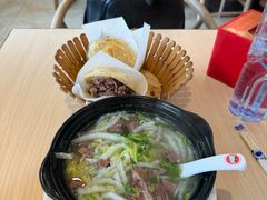 -闫家驴肉老店(华电一校店)