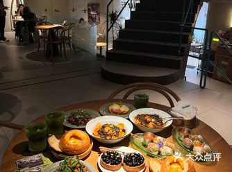 #0元玩转这座城藏在中华城里面的街道，仿佛坐在加州街