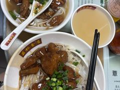 牛筋腩捞河-荔林食店(西华路店)