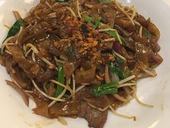 避风塘干炒牛河-唐宫海鲜舫